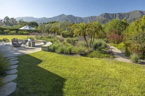 Exterior - 311 Meadowbrook Dr, Montecito, CA 93108 photo 7 of 10