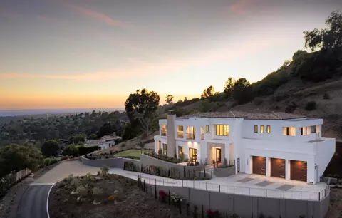 2082 Las Canoas Rd, Santa Barbara, CA 93105