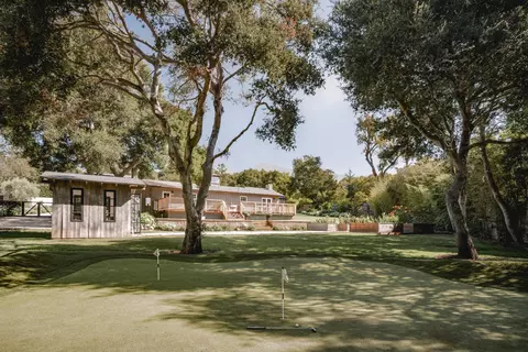Exterior - 2775 Sycamore Canyon Rd, Montecito, CA 93108 photo 6 of 7