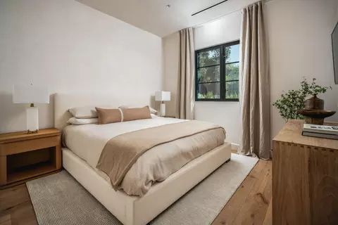 Bedroom - 2775 Sycamore Canyon Rd, Montecito, CA 93108 photo 3 of 6