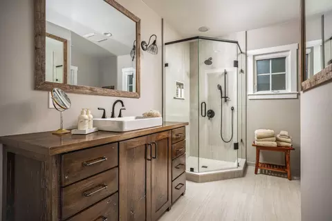Bath - 2775 Sycamore Canyon Rd, Montecito, CA 93108 photo 3 of 3