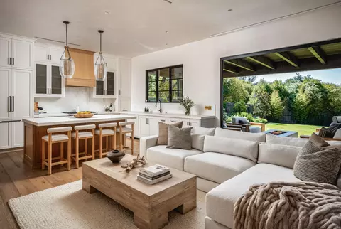 Living - 2775 Sycamore Canyon Rd, Montecito, CA 93108 photo 1 of 3