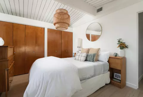 Bedroom - 38803882 Foothill Rd, Carpinteria, CA 93013 photo 3 of 6