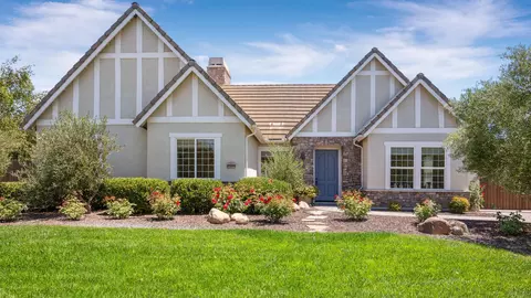 528 Myrtle Ct, Solvang, CA 93463
