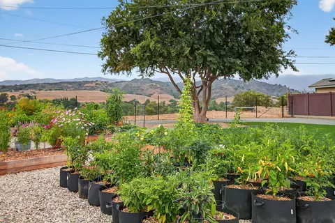 View/Area - 35 Monte Via, Oak View, CA 93022 photo 1 of 4