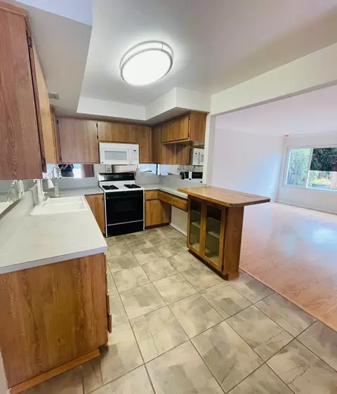 337 Northgate Dr #B, Goleta, CA 93117 photo 3