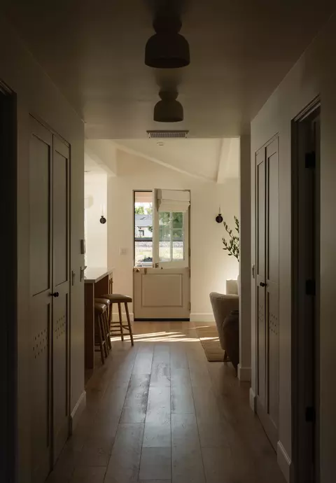 Entry Way - 4756 5th St, Carpinteria, CA 93013 photo 2 of 3