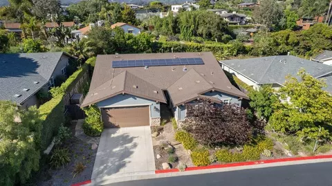 6360 Lagunitas Ct, Carpinteria, CA 93013 photo 3