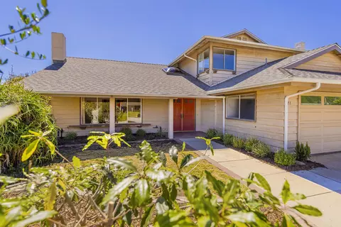 121 N Brookshire Ave, Ventura, CA 93003
