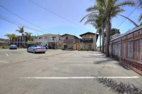 Exterior - 6765 Del Playa Dr, Goleta, CA 93117 photo 5 of 6