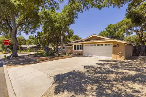 Exterior - 1189 S Rice Rd, Ojai, CA 93023 photo 6 of 8