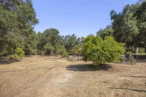 Exterior - 2139 Mcnell Rd, Ojai, CA 93023 photo 26 of 29