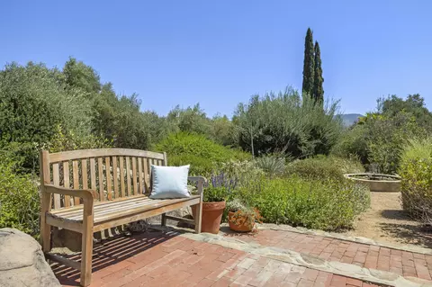 Exterior - 2139 Mcnell Rd, Ojai, CA 93023 photo 8 of 29