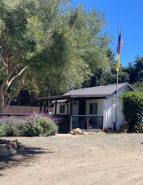 100 Den St, Los Alamos, CA 93440
