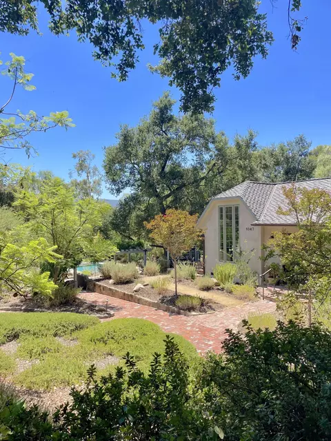 1047 Mcandrew Rd, Ojai, CA 93023