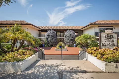 2525 State St #16, Santa Barbara, CA 93105