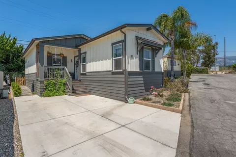 7368 Hollister Ave #SPC 11, Goleta, CA 93117