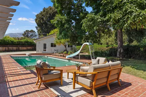 Exterior - 654 Edgewood Dr, Goleta, CA 93117 photo 4 of 8