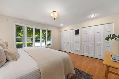 Bedroom - 654 Edgewood Dr, Goleta, CA 93117 photo 2 of 5