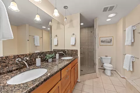 Bath - 654 Edgewood Dr, Goleta, CA 93117 photo 1 of 3