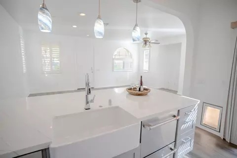 Kitchen - 714 Nile River Dr, Oxnard, CA 93036 photo 5 of 8