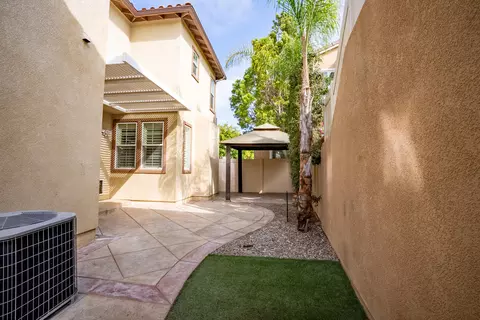 Exterior - 714 Nile River Dr, Oxnard, CA 93036 photo 2 of 6