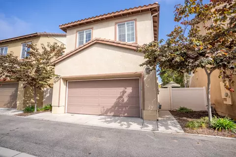 Exterior - 714 Nile River Dr, Oxnard, CA 93036 photo 4 of 6
