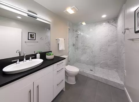 Bath - 195 E Mountain Dr, Montecito, CA 93108 photo 1 of 2