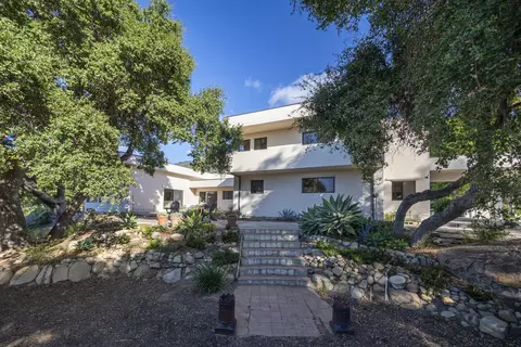 Exterior - 195 E Mountain Dr, Montecito, CA 93108 photo 2 of 7
