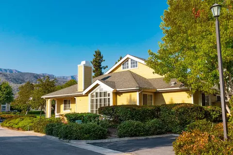 1559 Meadow Cir, Carpinteria, CA 93013
