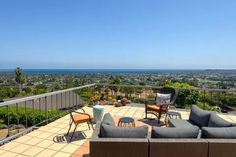 857 Ferrelo Pl, Santa Barbara, CA 93103