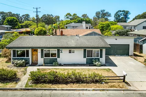 925 Camino Lindo, Isla Vista, CA 93117