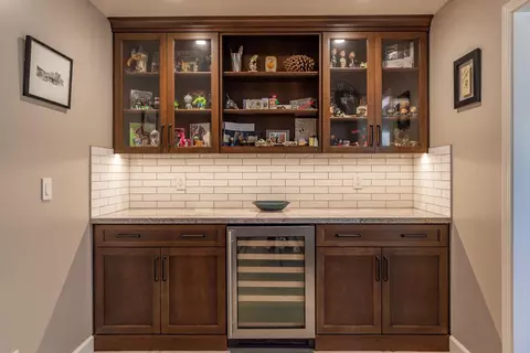 Kitchen - 351 Sunset Ave, Oak View, CA 93022 photo 5 of 8