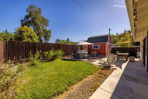 Exterior - 351 Sunset Ave, Oak View, CA 93022 photo 6 of 15