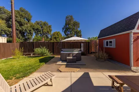 Exterior - 351 Sunset Ave, Oak View, CA 93022 photo 10 of 15