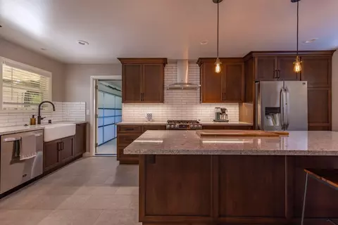 Kitchen - 351 Sunset Ave, Oak View, CA 93022 photo 6 of 8