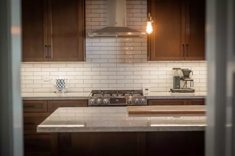 Kitchen - 351 Sunset Ave, Oak View, CA 93022 photo 3 of 8