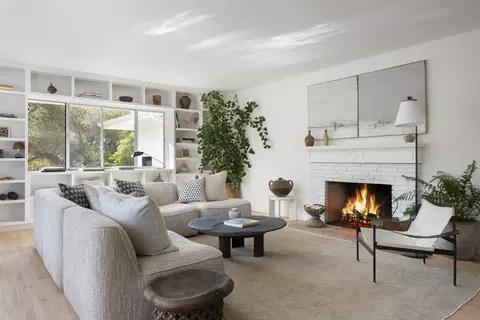Living - 1863 San Leandro Ln, Montecito, CA 93108 photo 1 of 3