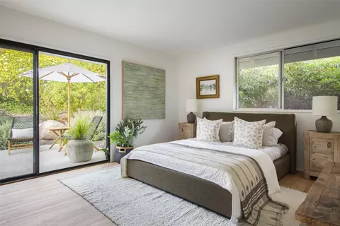 Bedroom - 1863 San Leandro Ln, Montecito, CA 93108 photo 2 of 3