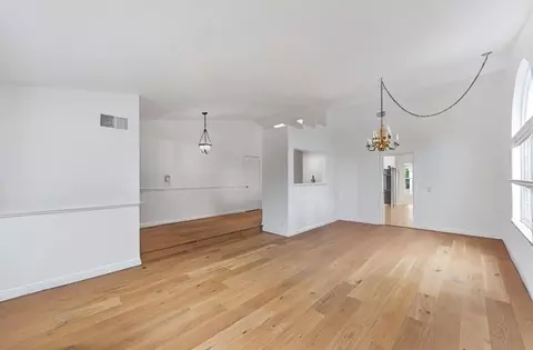 Living - 6861 Aviano Dr, Camarillo, CA 93012 photo 2 of 12