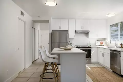 Kitchen - 4485 Mesa Ln, Carpinteria, CA 93013 photo 1 of 2
