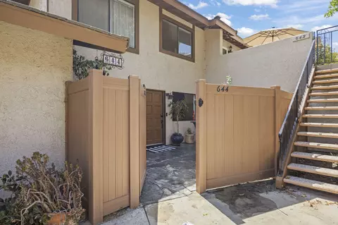 644 Thoreau Ln, Ventura, CA 93003