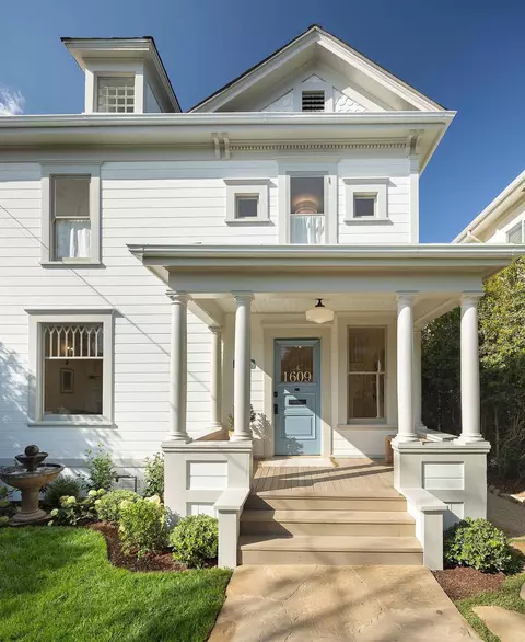 1609 Garden St, Santa Barbara, CA 93101
