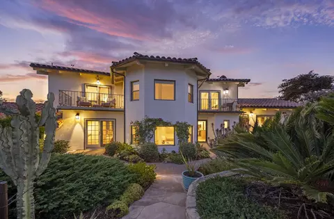 860 Miramonte Dr, Santa Barbara, CA 93109