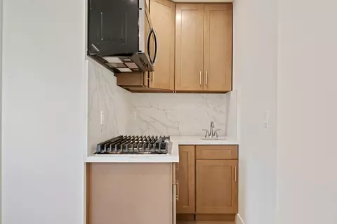 Kitchen - 1330 Post Ave, Carpinteria, CA 93013 photo 2 of 2
