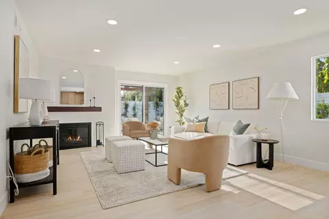 Living - 1330 Post Ave, Carpinteria, CA 93013 photo 1 of 5