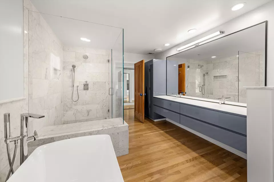 Bath - 2850 Torito Rd, Santa Barbara, CA 93108 photo 3 of 3