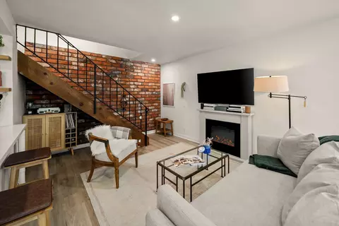 Living - 5946 Hickory St # 2, Carpinteria, CA 93013 photo 2 of 2