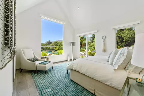 Bedroom - 1850 Jelinda Dr, Montecito, CA 93108 photo 5 of 6