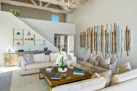 Living - 1850 Jelinda Dr, Montecito, CA 93108 photo 3 of 6